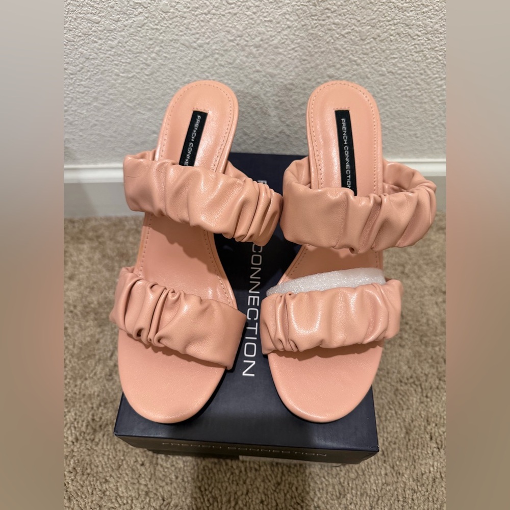 “New”French Connection Women's Blush Sandals size6.5,7.5